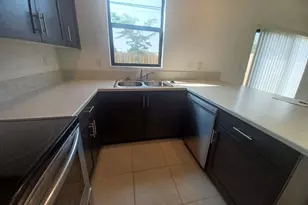 13274 SW 287th Ter, Homestead, FL 33033 - Photo 12