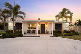 247 SW Riverway Blvd, Palm City, FL 34990 - Photo 2