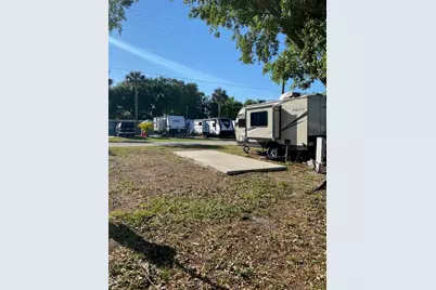 8680 US Highway 441 SE, Okeechobee, FL 34974 - Photo 10