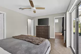 120 Prestige Dr, Royal Palm Beach, FL 33411 - Photo 28