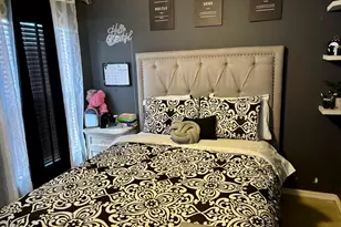 981 SW McComkle Ave, Port Saint Lucie, FL 34953 - Photo 14