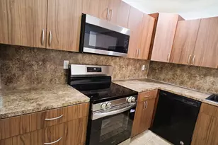 7000 NW 186th St, Hialeah, FL 33015 - Photo 8