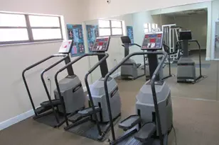 7000 NW 186th St, Hialeah, FL 33015 - Photo 28