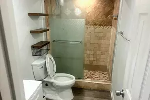 7000 NW 186th St, Hialeah, FL 33015 - Photo 22