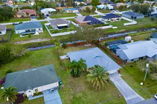 743 SW McCoy Ave, Port Saint Lucie, FL 34953 - Photo 4