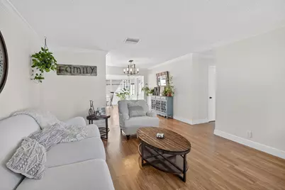 5710 NW 70th Terrace, Tamarac, FL 33321 - Photo 4