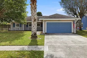 362 La Mancha Ave, Royal Palm Beach, FL 33411 - Photo 2