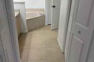 137 SW Meade Cir, Port Saint Lucie, FL 34953 - Photo 14