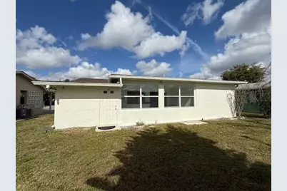 5408 NW 49th Avenue, Tamarac, FL 33319 - Photo 2