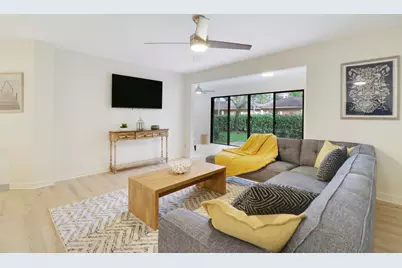 1107 Duncan Circle #102, Palm Beach Gardens, FL 33418 - Photo 2