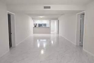 3826 Whitehall Dr, West Palm Beach, FL 33401 - Photo 12