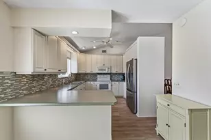 5100 SE Hanson Cir, Stuart, FL 34997 - Photo 6