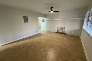 116 SE 3rd Ave, Boynton Beach, FL 33435 - Photo 4