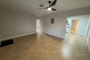 116 SE 3rd Ave, Boynton Beach, FL 33435 - Photo 2