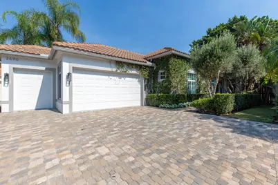 2690 Players Court, Wellington, FL 33414 - Photo 2