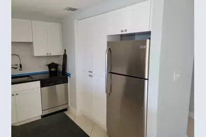 4401 Crystal Lake Drive #102, Deerfield Beach, FL 33064 - Photo 6