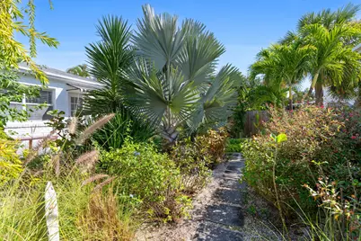 143 Greymon Drive, West Palm Beach, FL 33405 - Photo 26