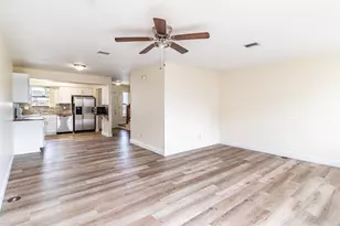 1402 Wharf Ln, Greenacres, FL 33463 - Photo 8