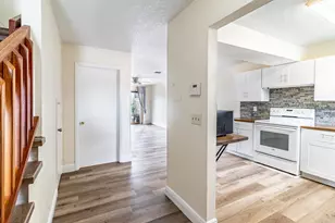 1402 Wharf Ln, Greenacres, FL 33463 - Photo 4