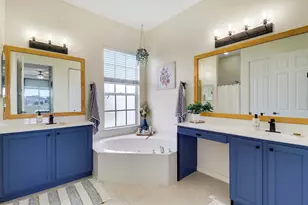 547 SW Lake Manatee Way, Port Saint Lucie, FL 34986 - Photo 30