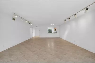 5533 Fairway Park Drive #103, Boynton Beach, FL 33437 - Photo 10