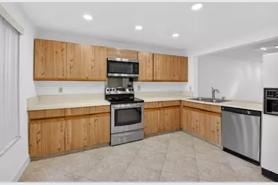 5533 Fairway Park Drive #103, Boynton Beach, FL 33437 - Photo 16