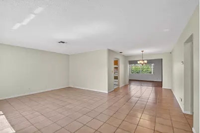 7352 Pine Forest Circle, Lake Worth, FL 33467 - Photo 4