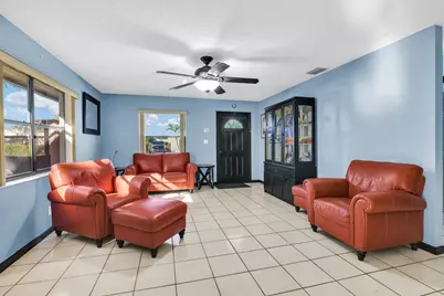 828 McIntosh Street, West Palm Beach, FL 33405 - Photo 4