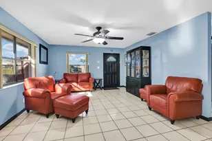 828 McIntosh St, West Palm Beach, FL 33405 - Photo 4