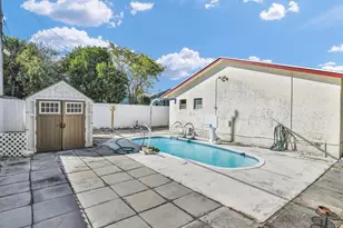 828 McIntosh St, West Palm Beach, FL 33405 - Photo 18