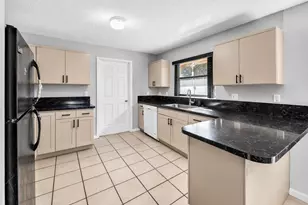 828 McIntosh St, West Palm Beach, FL 33405 - Photo 8