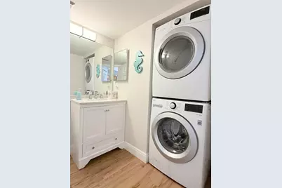 13206 Glenmoor Drive #13206, West Palm Beach, FL 33409 - Photo 10