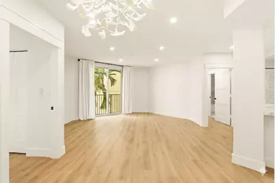 720 S Sapodilla Avenue #304, West Palm Beach, FL 33401 - Photo 2