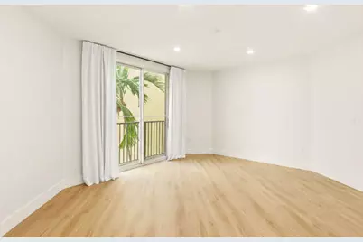 720 S Sapodilla Avenue #304, West Palm Beach, FL 33401 - Photo 4