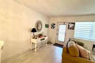 635 Durham W, Deerfield Beach, FL 33442 - Photo 6