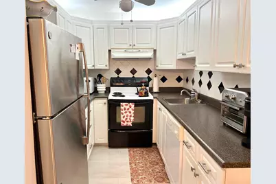 635 Durham W, Deerfield Beach, FL 33442 - Photo 10