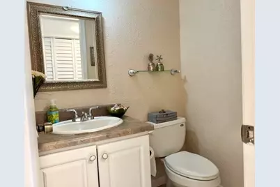 635 Durham W, Deerfield Beach, FL 33442 - Photo 12