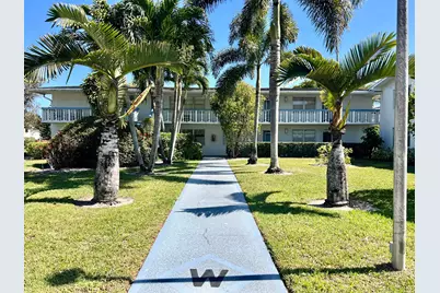 635 Durham W, Deerfield Beach, FL 33442 - Photo 2