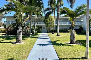 635 Durham W, Deerfield Beach, FL 33442 - Photo 2