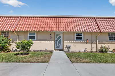 168 Amherst Lane, Lake Worth, FL 33467 - Photo 2