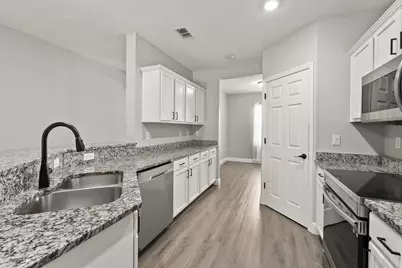 6105 NW Gause Avenue, Port Saint Lucie, FL 34986 - Photo 14
