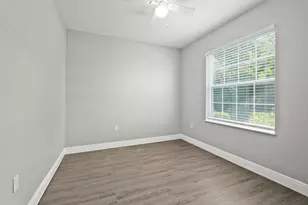 6105 NW Gause Ave, Port Saint Lucie, FL 34986 - Photo 10