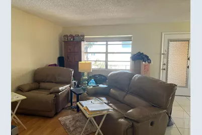 901 Flanders S, Delray Beach, FL 33484 - Photo 8