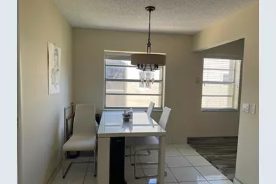 901 Flanders S, Delray Beach, FL 33484 - Photo 2