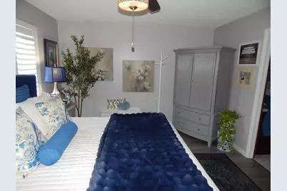 121 Granada Street, Royal Palm Beach, FL 33411 - Photo 10