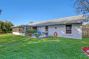 121 Granada St, Royal Palm Beach, FL 33411 - Photo 40