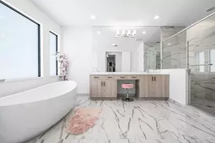 8260 Royal County Down Rd, Boca Raton, FL 33434 - Photo 52