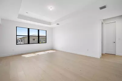 8260 Royal County Down Road, Boca Raton, FL 33434 - Photo 48