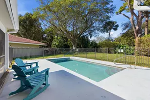 2842 Kelly Brooke Ln, Deerfield Beach, FL 33442 - Photo 32