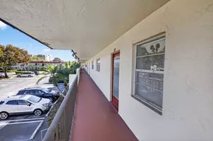 33 Abbey Ln, Delray Beach, FL 33446 - Photo 4